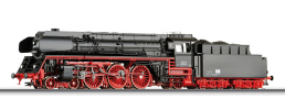 [Lokomotivy] → [Parní] → [BR 01] → 01430 E: černá s kouřovými plechy a s červeným pojezdem