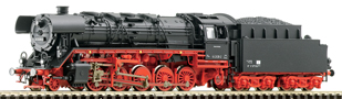[Lokomotivy] → [Parní] → [BR 44] → 36011: černá s červeným pojezdem a kouřovými plechy