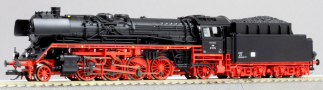 [Lokomotivy] → [Parní] → [BR 41] → 21018405: parní lokomotiva černá s červeným pojezdem a kouřovými plechy