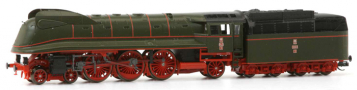 [Lokomotivy] → [Parní] → [BR 03] → 1000012: parní lokomotiva částečně kapotovaná tmavě zelená s červeným pojezdem