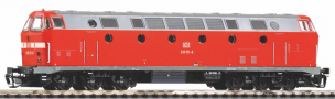 [Lokomotivy] → [Motorové] → [BR 119] → 47348: dieselová lokomotiva červená, šedá střecha a rám
