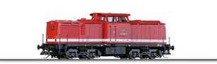 [Lokomotivy] → [Motorové] → [V 100] → 501254: dieselová lokomotiva červená s krémovým pruhem, černý rám a podvozky