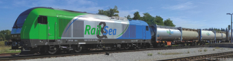 [Lokomotivy] → [Motorov] → [ER 20 Herkules] → 47573: dieselov lokomotiva v modrm-zelenm barevnm schematu „Rail & Sea“
