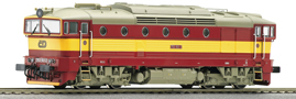 [Lokomotivy] → [Motorové] → [T478.3 „Brejlovec”] → 36258: dieselová lokomotiva červená s výstražným žlutým pruhem, šedá střecha