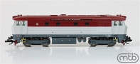 [Lokomotivy] → [Motorové] → [T478.1 „Bardotka”] → TT749-162: dieselová lokomotiva bílá-červená, šedý rám a podvozky