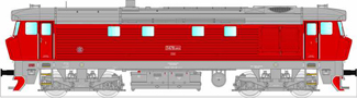 [Lokomotivy] → [Motorové] → [T478.1 „Bardotka”] → 33417: dieselová lokomotiva červená, šedá střecha a pojezd