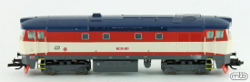 [Lokomotivy] → [Motorové] → [T478.1 „Bardotka”] → CD-749-257: dieselová lokomotiva červená-slonová kost, tmavě modrá střecha, tmavě šedý rám a podvozky