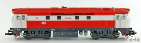 [Lokomotivy] → [Motorov] → [T478.1 „Bardotka”] → CD-751-017: dieselov lokomotiva erven-bl, erven stecha, ern rm a pojezd