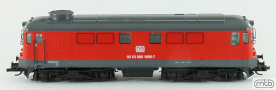 [Lokomotivy] → [Motorov] → [ST43] → DB-060DA-1680: dieselov lokomotiva erven s edou stechou a rmem, ern pojezd
