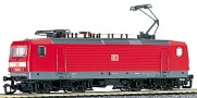 [Lokomotivy] → [Elektrické] → [BR 143] → 93343: červená s šedou střechou, černý pojezd