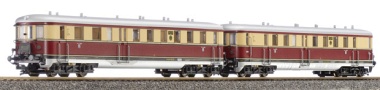 [Lokomotivy] → [Motorové vozy a jednotky] → [VT 137 (BR 185)] → 02853: červená-krémová s šedou střechou a pojezdem