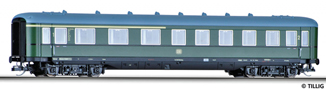 [Osobní vozy] → [Rychlíkové] → [typ 38] → 16924: osobní vůz zelený s černou střechou 1./2. tř.