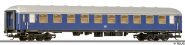 [Osobní vozy] → [Rychlíkové] → [typ m] → 13518: modrý s šedou střechou 1. tř.