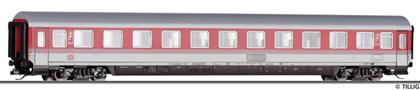 [Osobní vozy] → [Rychlíkové] → [typ m v barvách IC-původní] → 16541: rychlíkový vůz červený-bílý s šedou střechou 2 tř.