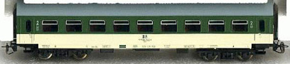 [Osobní vozy] → [Spěšné a osobní] → [4-osé rekonstruované] → 500197: zelený-bílý s šedou střechou 2. tř.