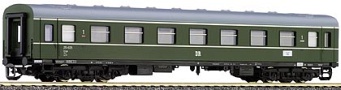 [Osobní vozy] → [Spěšné a osobní] → [4-osé modernizované] → 95601: zelený s šedou střechou 1. tř.