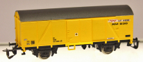 [Nákladní vozy] → [Kryté] → [2-osé Gs] → 500145: krytý nákladní vůz žlutý s hnědou střechou „H.F. Wiebe“