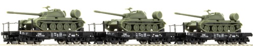 [Soupravy] → [Nákladní] → 37589: set tří plošinových vozů s nákladem tanků T55