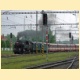 Zvláštní parní vlak přijíždí za deště v 10.15 do stanice Kojetín.