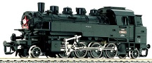 [Lokomotivy] → [Parní] → [BR 86] → 02248: parní lokomotiva černá s černým pojezdem a rudou hvězdou na dýmnici