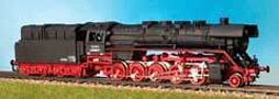 [Lokomotivy] → [Parní] → [BR 44] → 4144: černá s kouřovými plechy a s červeným pojezdem, olejový tendr