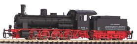 [Lokomotivy] → [Parní] → [BR 55] → 47107: parní lokomotiva černá s červeným pojezdem „Parteitag“