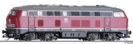 [Lokomotivy] → [Motorové] → [BR 218] → 02743: dieselová lokomotiva červená s šedou střechou, černý rám a pojezd