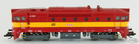 [Lokomotivy] → [Motorové] → [T478.3 „Brejlovec”] → CD-754-025: dieselová lokomotiva červená s výstražným pruhem, šedé podvozky