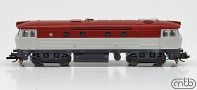 [Lokomotivy] → [Motorové] → [T478.1 „Bardotka”] → CD-751-161: dieselová lokomotiva červená-bílá s šedým pojezdem