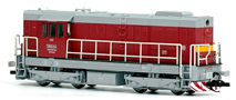 [Lokomotivy] → [Motorové] → [T466.2/T448.0] → 501828: dieselová lokomotiva červená-šedá střecha, rám a pojezd