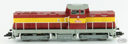 [Lokomotivy] → [Motorové] → [T466.0 (735)] → CSD T466 0265: dieselová lokomotiva červená s výstražným pruhem, šedá střecha, rám a pojezd
