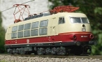 [Lokomotivy] → [Elektrické] → [BR 103] → 1011101: elektrická lokomotiva červená-slonová kost