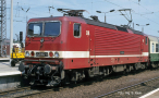 [Lokomotivy] → [Elektrické] → [BR 143] → 502369: elektrická lokomotiva červená s bílým proužkem