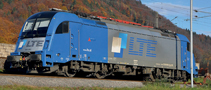 [Lokomotivy] → [Elektrické] → [BR 183] → 04955 E: modrá-stříbrná „WLE“