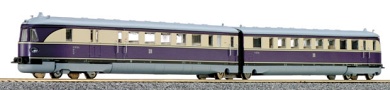 [Lokomotivy] → [Motorové vozy a jednotky] → [SVT 137] → 96181: fialovo-krémová s šedou střechou a pojezdem