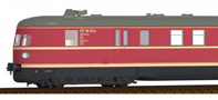 [Lokomotivy] → [Motorové vozy a jednotky] → [SVT 137] → 13753DS: třídílná motorová jednotka vínově červená, ozvučená
