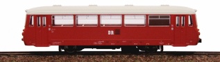 [Lokomotivy] → [Motorové vozy a jednotky] → [BR 172] → 172TD: motorový vůz červený s šedou střechou LVT 172