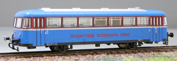 [Lokomotivy] → [Motorové vozy a jednotky] → [VT 98 (BR 798)] → 9813: řídící vůz v barevném schematu „Prignitzer Eisenbahn GmbH“