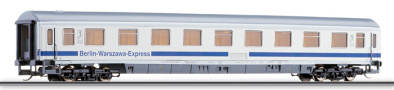 [Osobní vozy] → [Rychlíkové] → [typ Eurofima] → 01601 E: rychlíkový vůz bílý s šedou střechou 1. tř. „Berlin-Warzawa-Express“