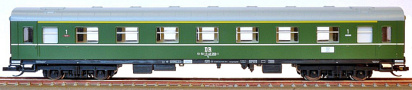 [Osobní vozy] → [Spěšné a osobní] → [4-osé modernizované] → 01566: zelený s bílou linkou pod okny 1. tř. 