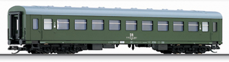 [Osobní vozy] → [Spěšné a osobní] → [4-osé modernizované] → 01703 E: zelený s šedou střechou 2. tř.