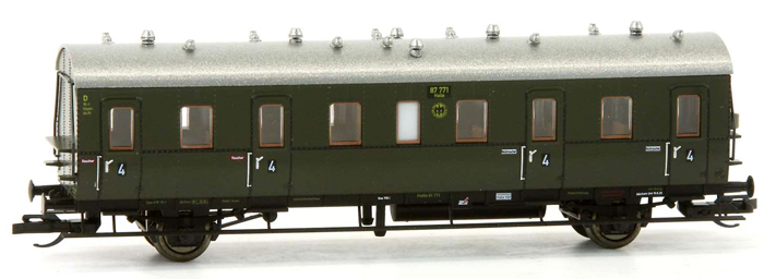 [Osobní vozy] → [Ostatní] → 70001: osobní oddílový vůz zelený se stříbřitou střechou 4. tř.