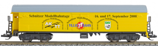 [Nákladní vozy] → [Kryté] → [4-osé chladicí] → 15317: nákladní chladící vůz žlutý s šedou střechou „Sebnitzer Modellbahntage 2000“