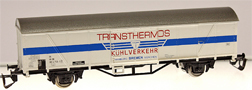 [Nákladní vozy] → [Kryté] → [2-osé Gbs] → 478: krytý nákladní vůz bílý s modrý pruhem a stříbrnou střechou „Transthermos“