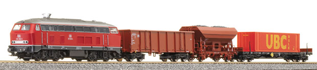 [Soupravy] → [S lokomotivou] → 01204: set dieselové lokomotivy BR 218 a tří nákladních vozů